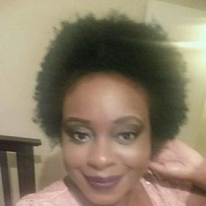 Meet your Posher, Candace